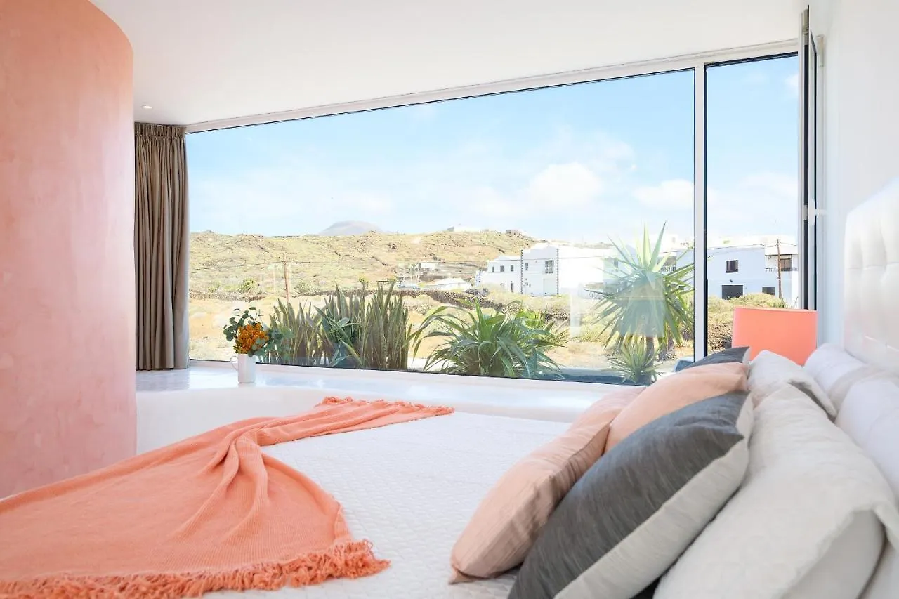 Apartamento AQUABLANCA Suite Pool Deluxe en Punta Mujeres España