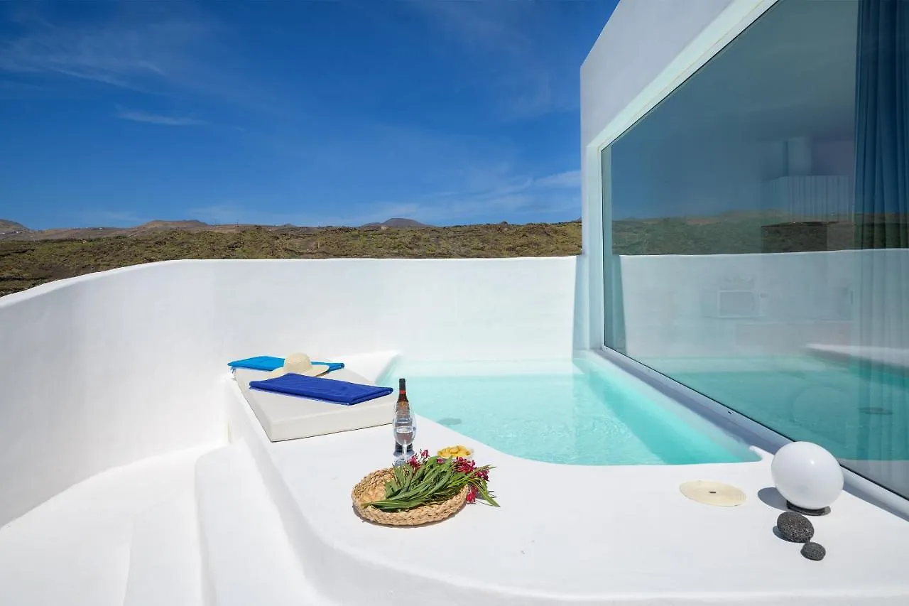 Apartamento AQUABLANCA Suite Pool Deluxe en Punta Mujeres España